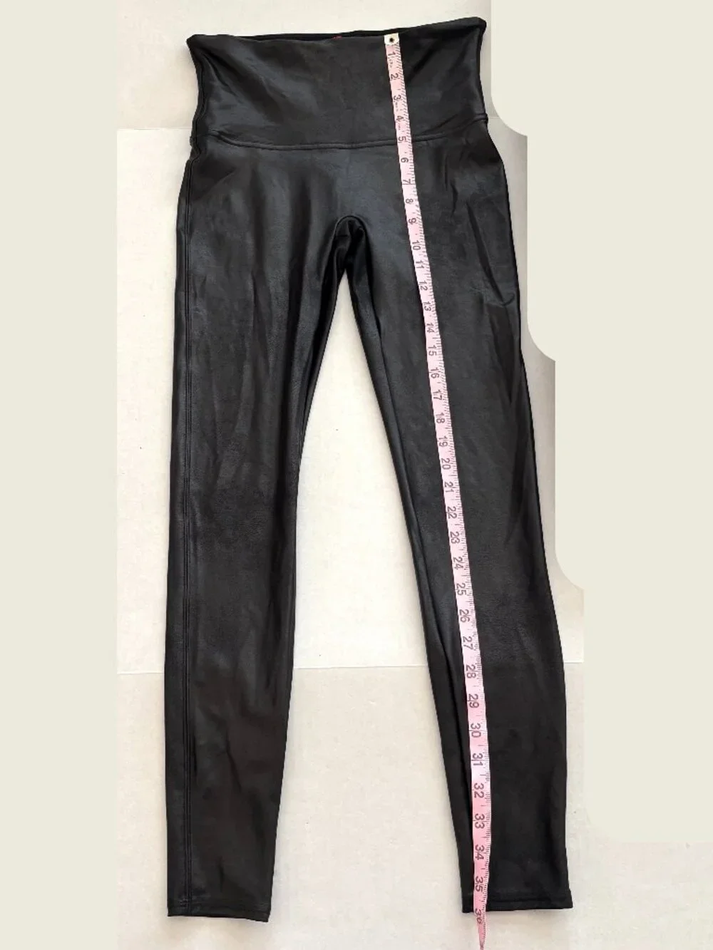 SPANXshape® Faux Leather Leggings Size Large